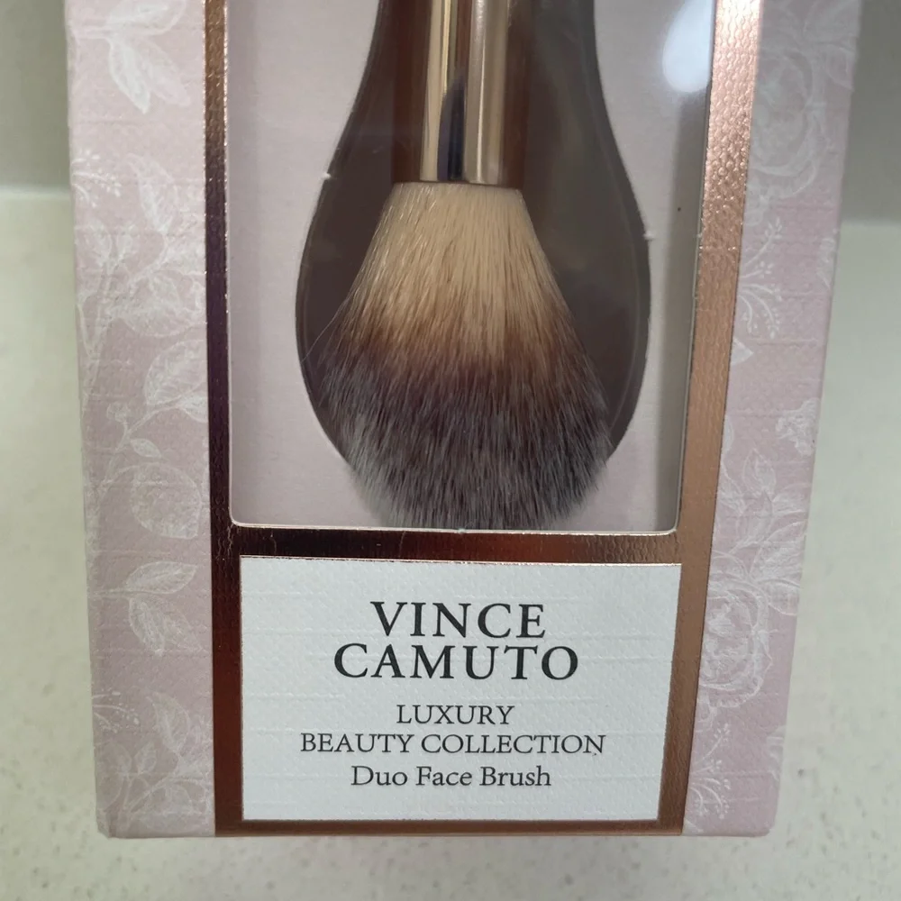 Vince Camuto Luxury Beauty Collection Duo Face Brush, Rose‎ Gold Handle, NIB